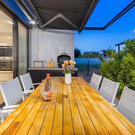 Aselva With Pool Near Kamenjak Nature Park